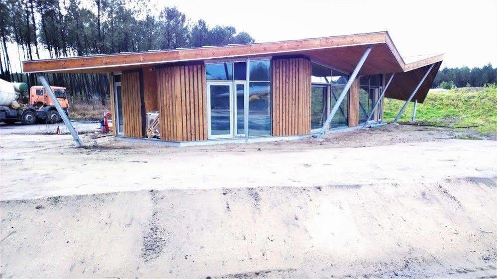 Saubion Les Echasses Golf & Surf Eco Lodge מראה חיצוני תמונה